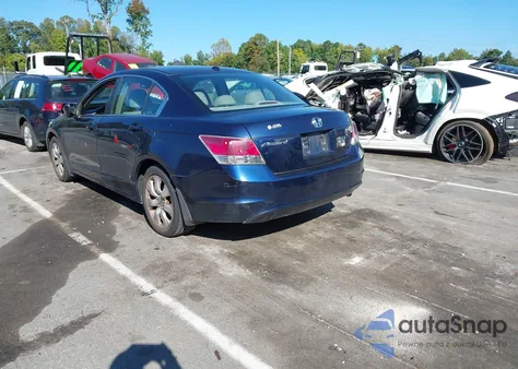 2009 Honda Accord 2.4 Ex-L z USA, uszkodzony, nr VIN 1HGCP26819A061402